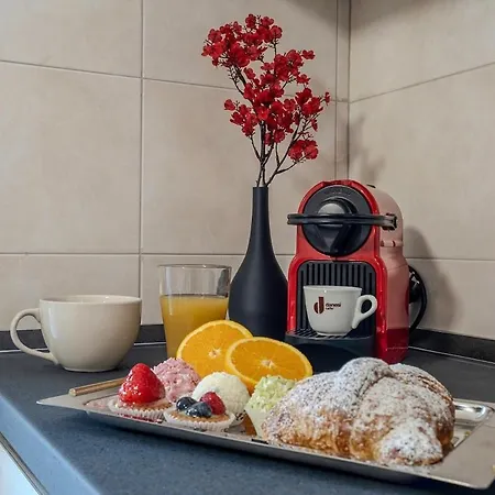 Casa Con Giardino Vicino Linate, 5 Minuti Arena Santa Giulia Apartman *